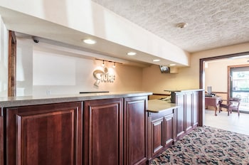 Rodeway Inn & Suites - Charles Town, Wv,Jefferson>>Charles Town,2 star