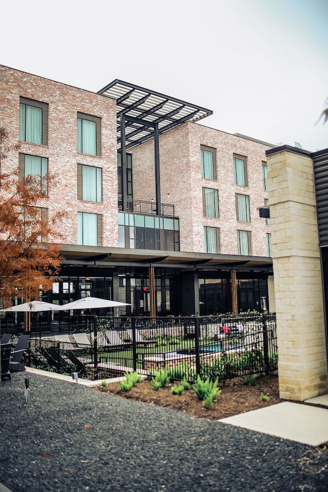 the george by valencia hotel collection