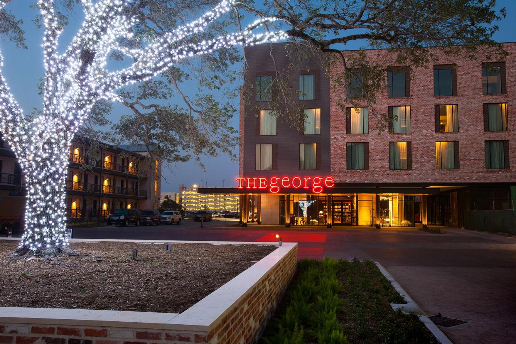 The George, By Valencia Hotel Collection,Bryan>>Brazos,4 star
