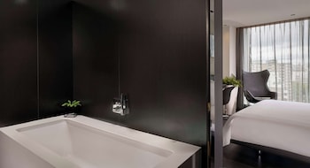 park plaza london waterloo