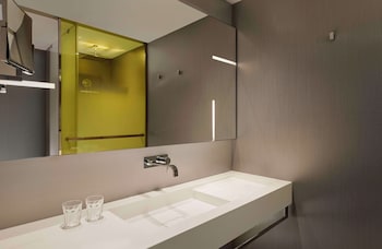 park plaza london waterloo