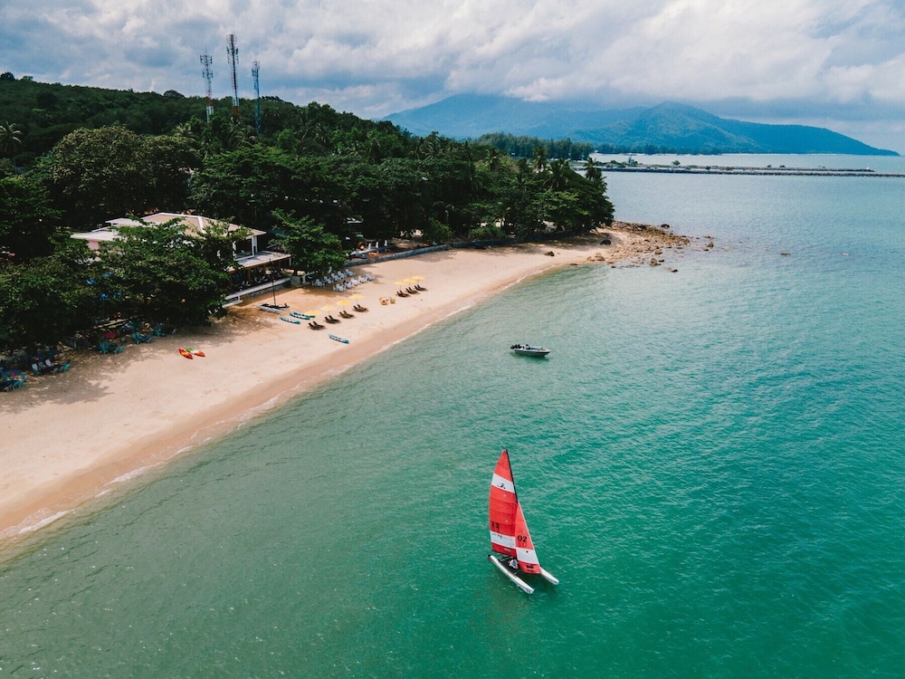 sichon cabana beach resort