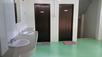 chestnut hill eco resort