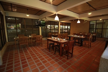 chestnut hill eco resort