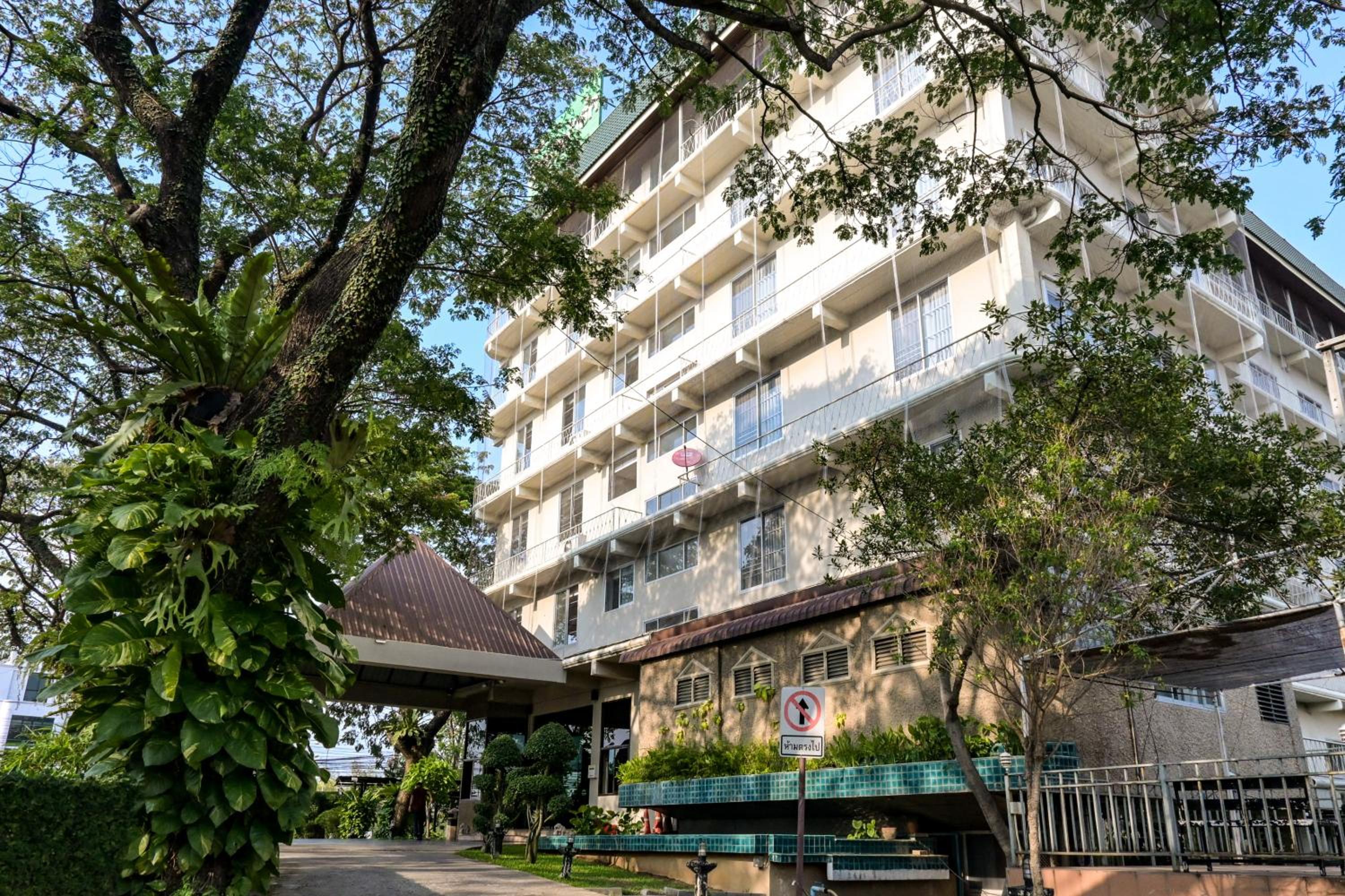Rattana Park Hotel,Phitsanulok Province>>Phitsanulok,2 star