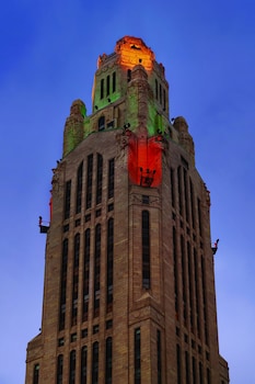 hotel leveque autograph collection