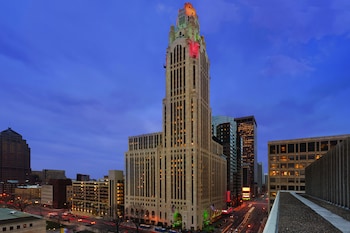 hotel leveque autograph collection