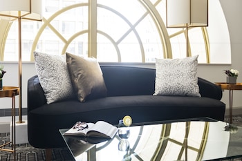 hotel leveque autograph collection