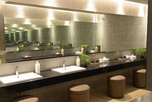 grande centre point sukhumvit 55