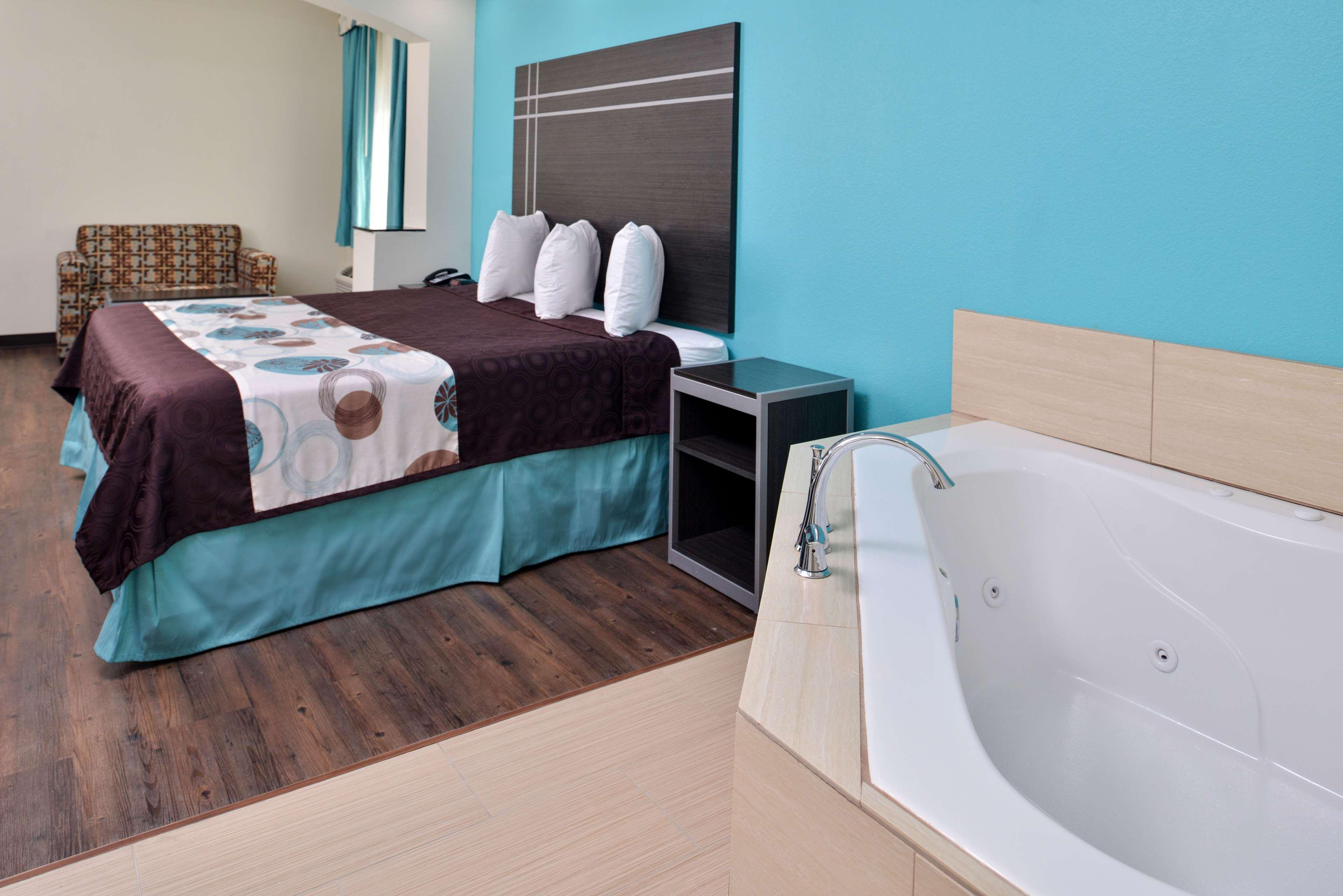 americas best value inn and suites spring houston n