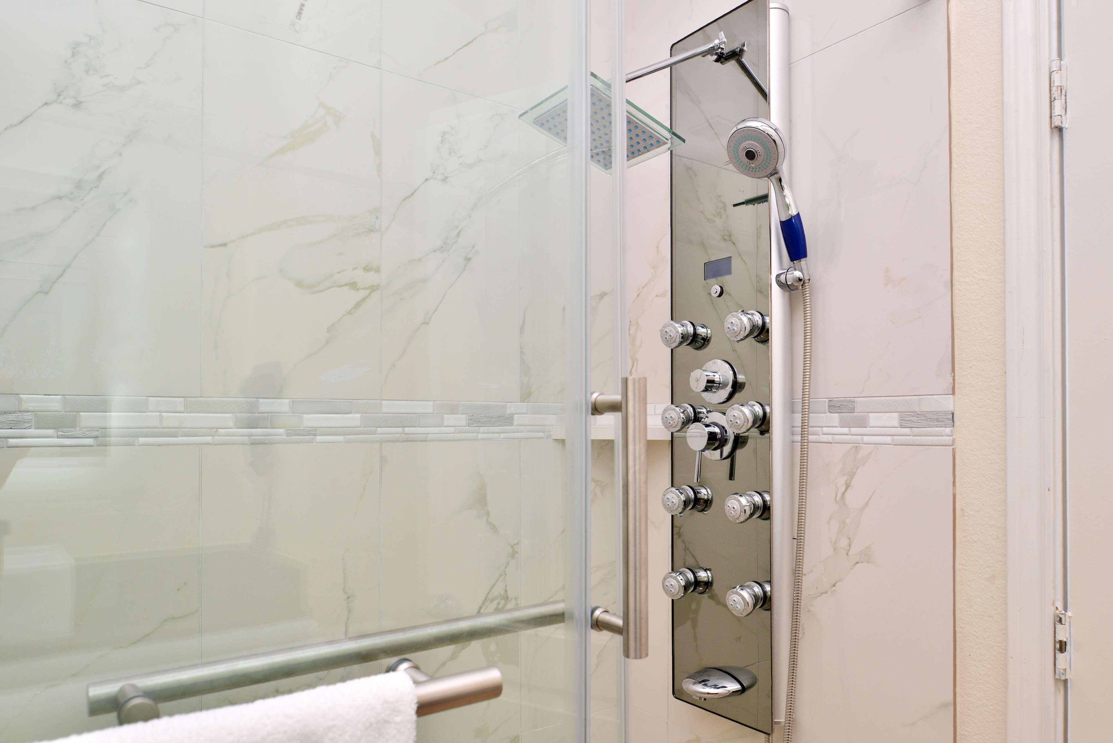 americas best value inn and suites spring houston n