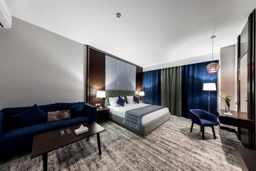 lily hotel suite mubarraz