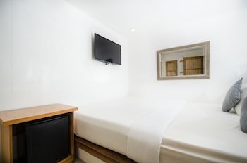 Zuzuni Boutique Hotel,Boracay>>Balabag,3 star