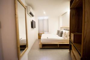 zuzuni boutique hotel