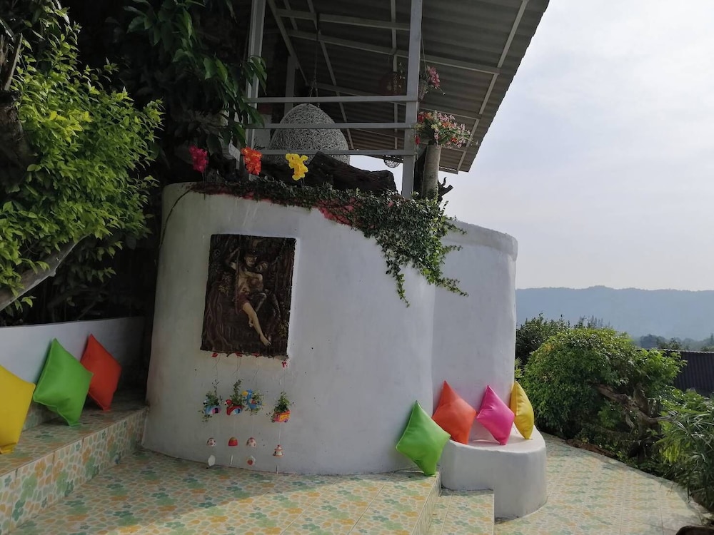 ingmhok country mountain view resort