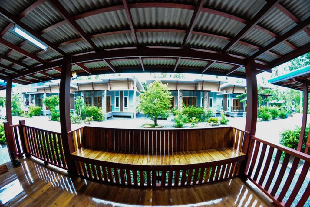 phangpring beach resort