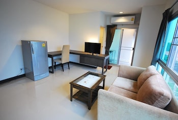 baan mi na