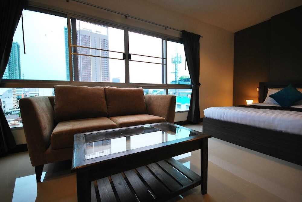 baan mi na