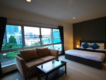 baan mi na