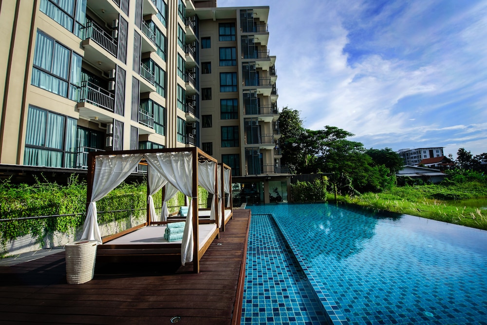 brique hotel chiang mai