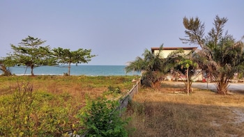 bamboo resort