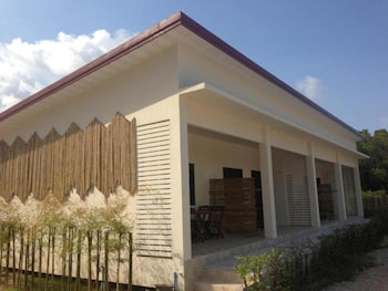 Bamboo Resort,Nakhon Si Thammarat Province>>Khanom,3 star