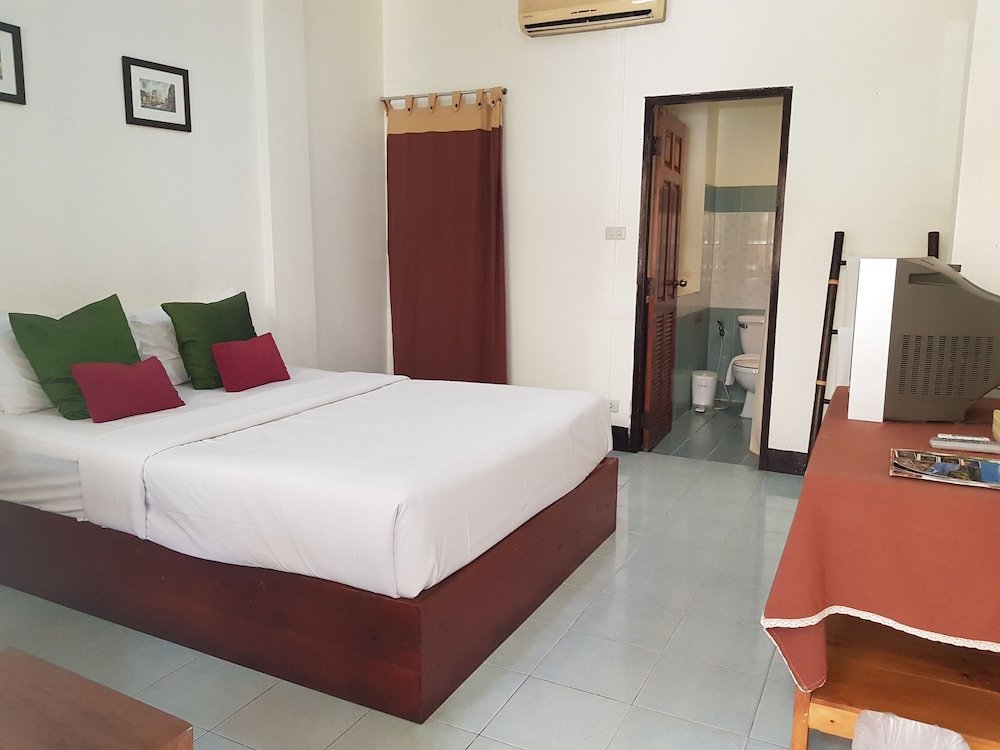 thana hotel and guesthouse