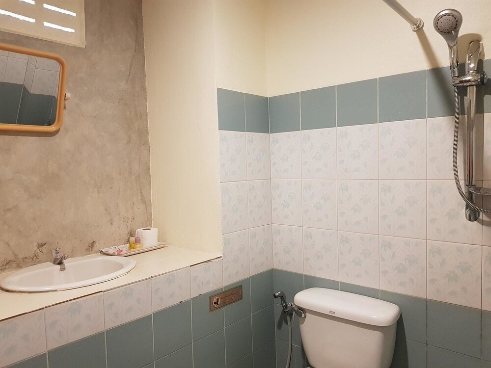 thana hotel and guesthouse