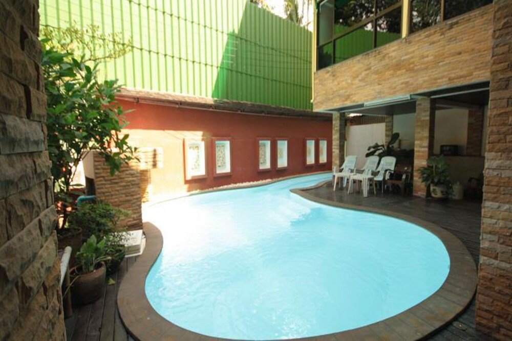 thana hotel and guesthouse