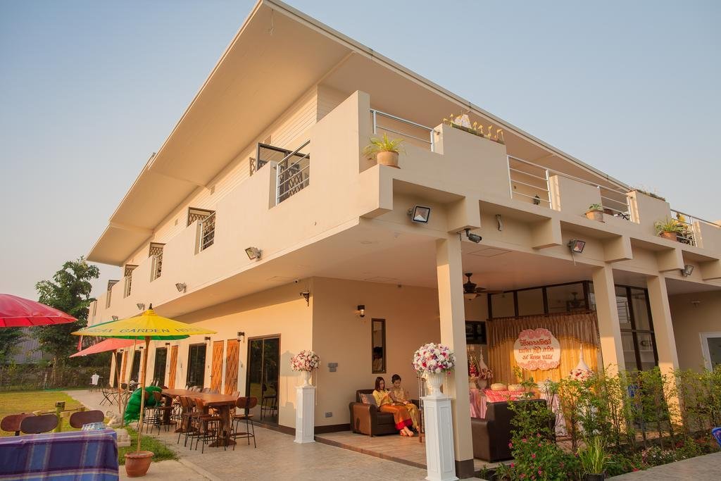 relax garden house