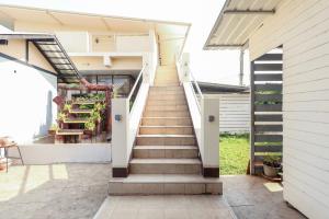 relax garden house