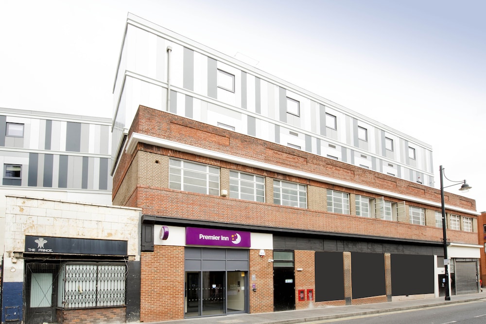 premier inn london brixton