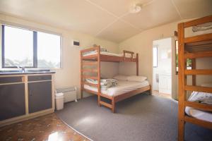 Stratford Motel & Holiday Park,Mount Taranaki>>Eltham,2 star