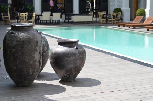 buri siri hotel