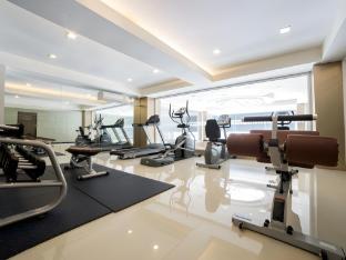 cubic bed pratunam hostel