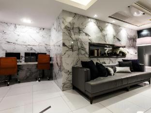 cubic bed pratunam hostel