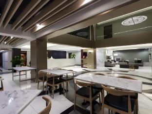 cubic bed pratunam hostel