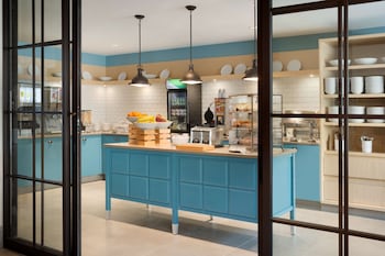 country inn and suites by radisson asheville river arts district