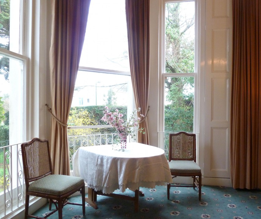 muntham holiday apartments and town house