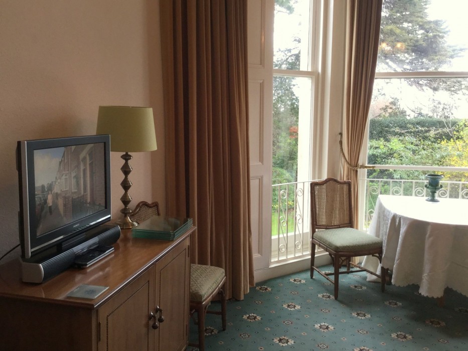 muntham holiday apartments and town house