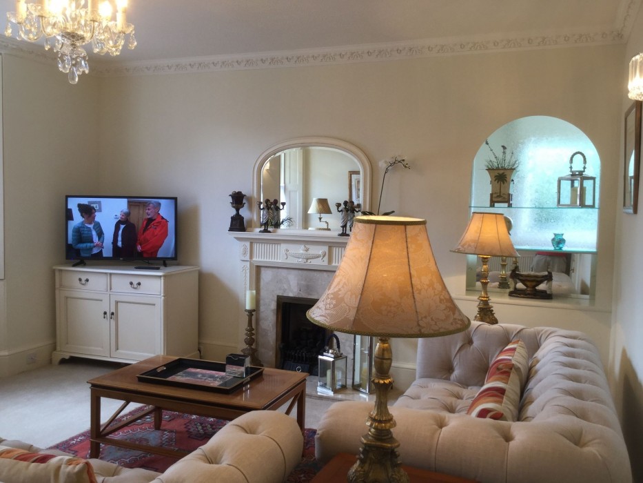 muntham holiday apartments and town house