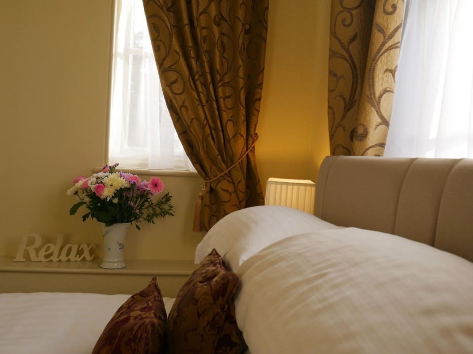 muntham holiday apartments and town house