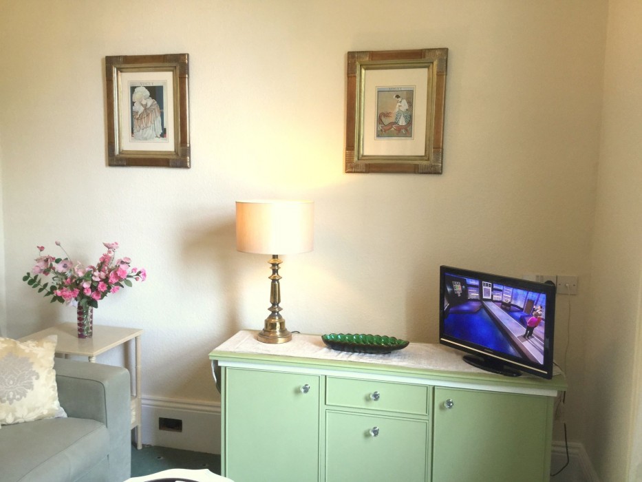 muntham holiday apartments and town house