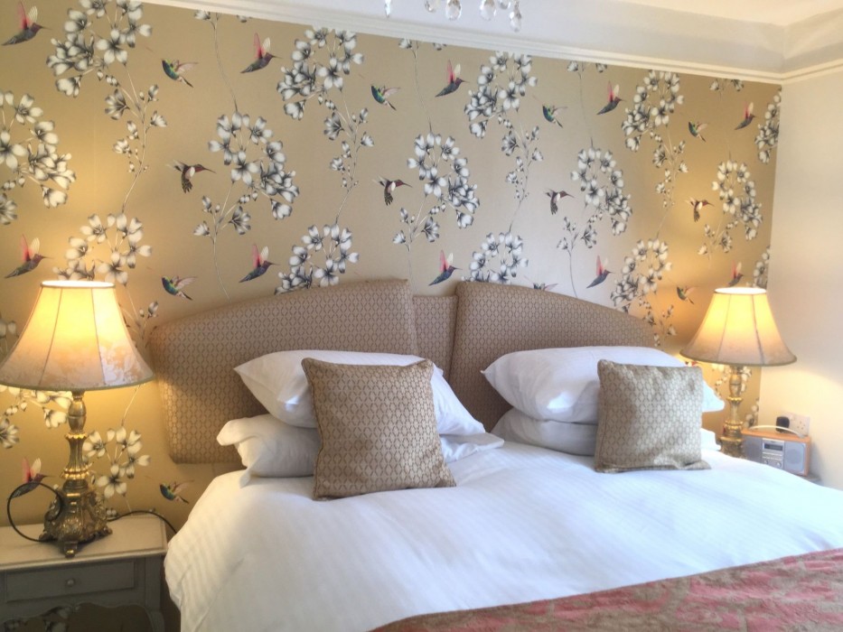 muntham holiday apartments and town house