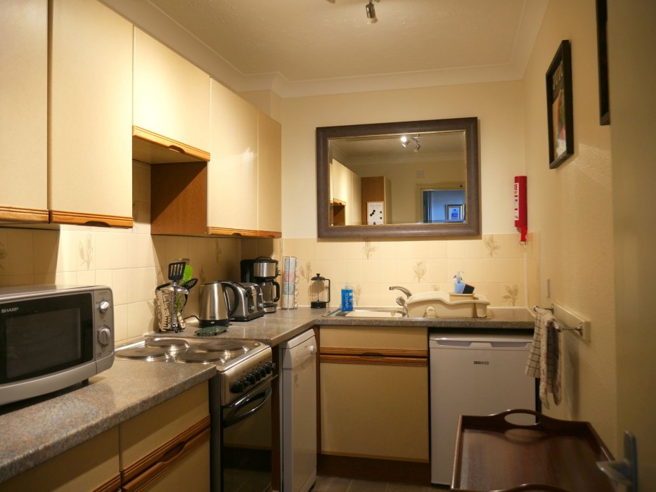 muntham holiday apartments and town house