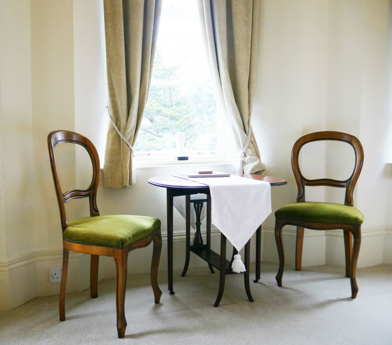 muntham holiday apartments and town house