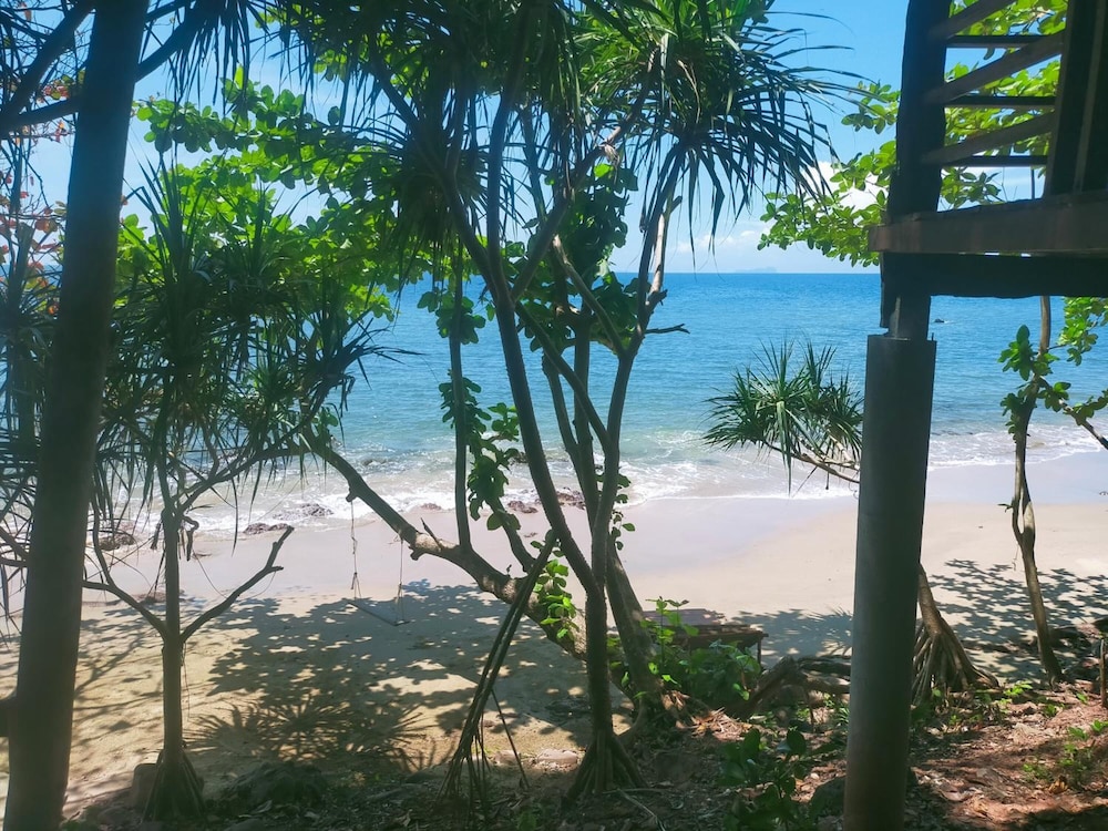 jungle hill beach bungalow