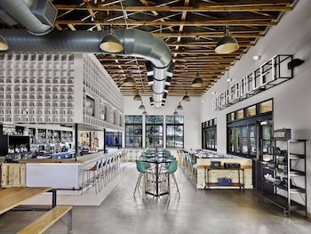 cavalry court by valencia hotel collection