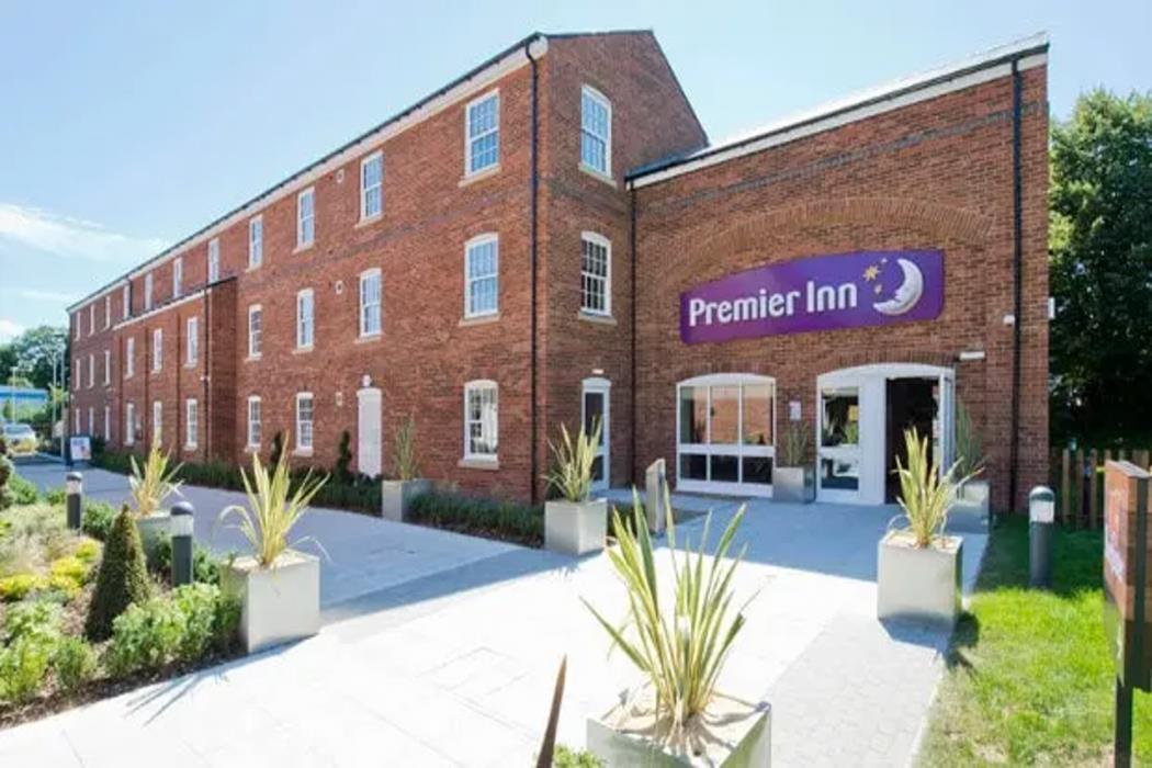 Premier Inn Farnham,,2 star