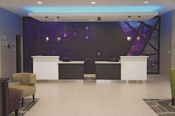 La Quinta Inn & Suites By Wyndham Mcallen Convention Center,Hidalgo County>>Hidalgo,3 star